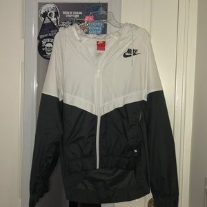 black and white nike windbreaker
